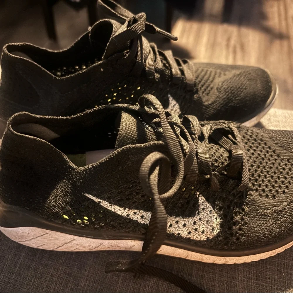 Nike Black Flyknit Athletic Shoes with White Accents - Picture 5 of 8